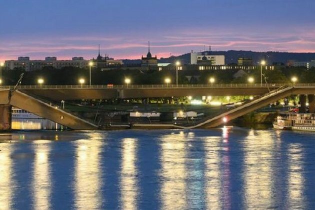 Dresden bridge collapse cuts traffic