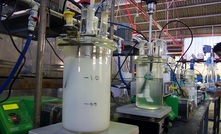  L-Max process in operation during a continuous closed-system 10 day mini-plant run