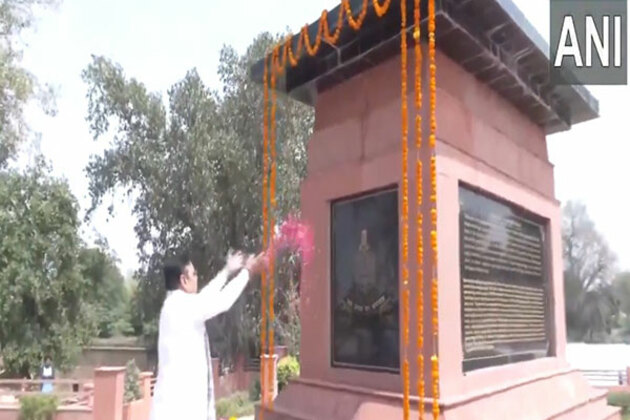 Bhajanlal Sharma unveils Maharaja Ganga Singh's statue, inspects Shivpur Head in Sri Ganganagar