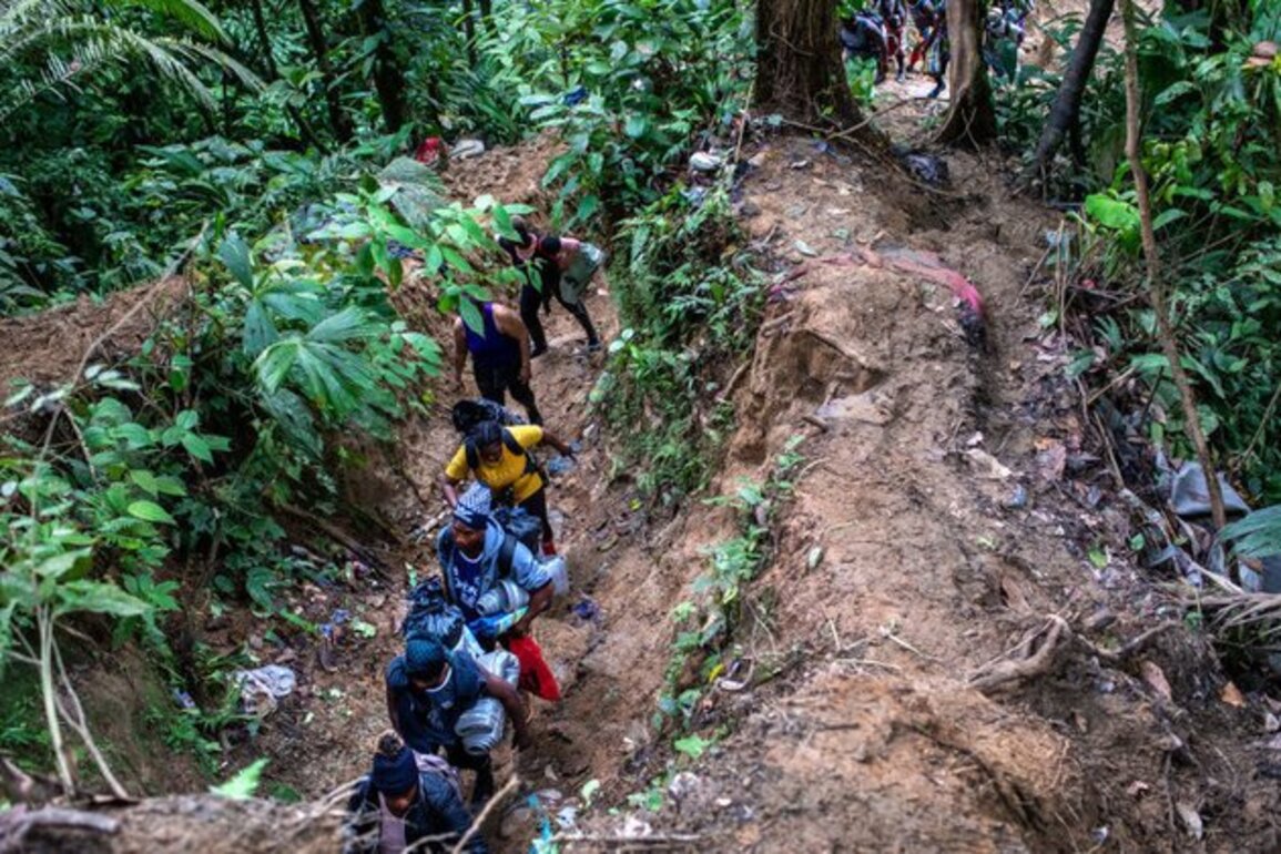 Latin American country warns of migrant 'surge