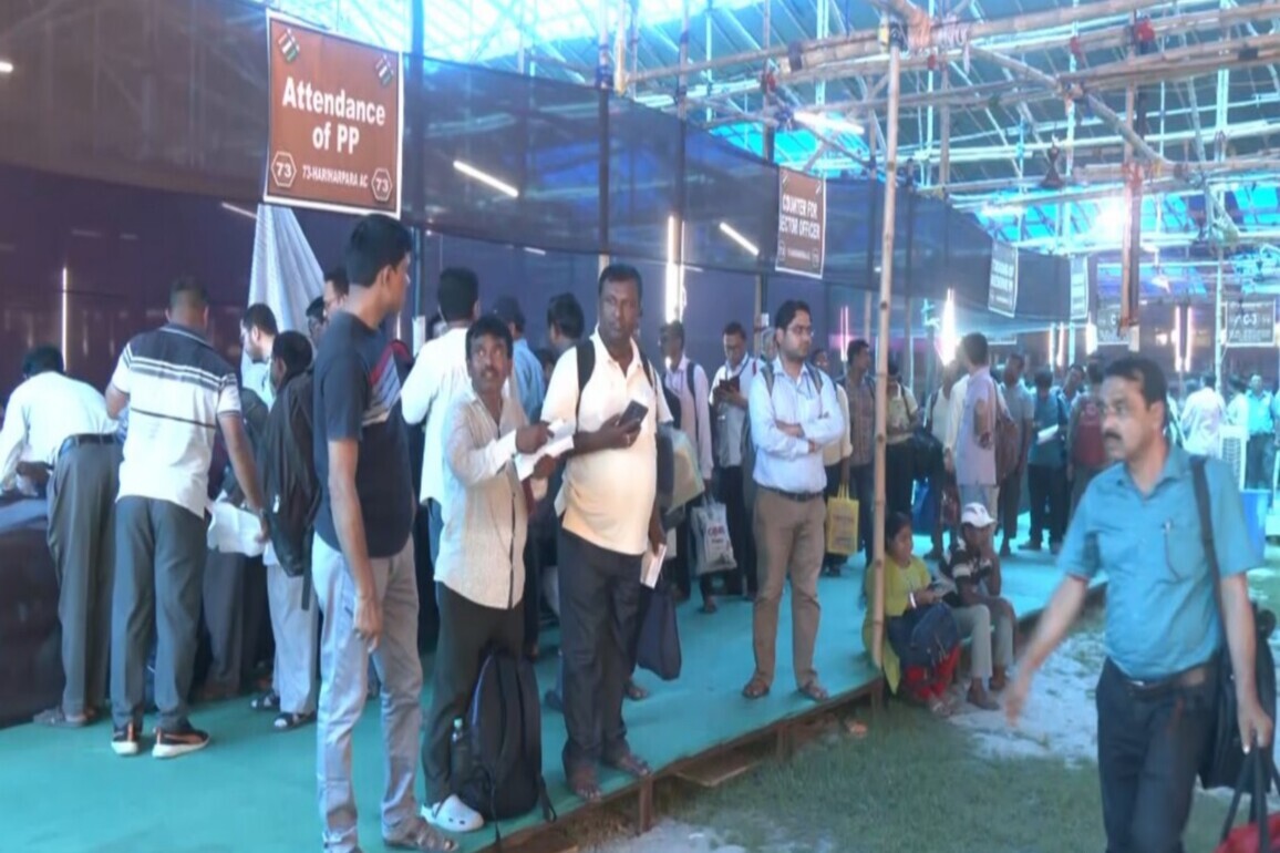 EVM dispatch begins with tight security as West Bengal gears up for first phase of polling