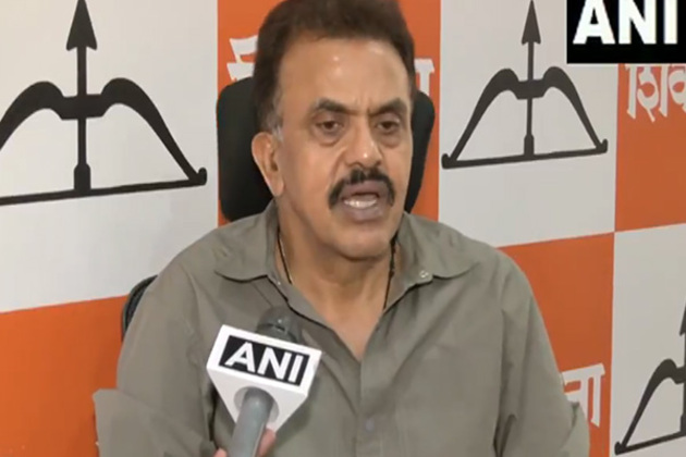 "This is hurting Hindu sentiments": Sanjay Nirupam urges Mumbai Police to shut shawarma stalls for Navratri