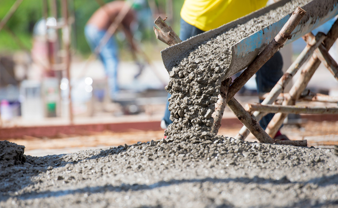 The CO2 stored in the concrete blocks reduces the need for new cement, cutting new CO2 emissions in fresh concrete production.