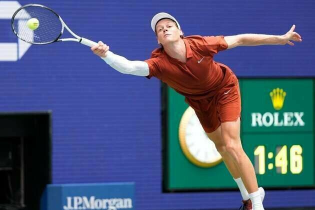 Top-seeded Jannik Sinner breezes into third round of U.S. Open