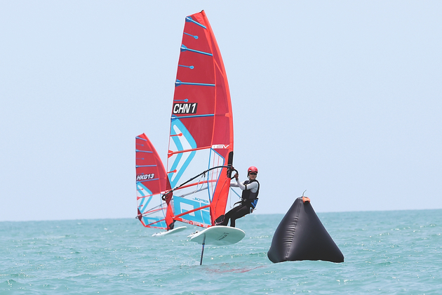 (SP)CHINA-HAINAN-SANYA-ASIAN BEACH GAMES-SAILING-FOIL WINDSURFING GIRLS(CN)