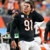 Bengals DE Trey Hendrickson (hip) makes early exit in loss to Jets