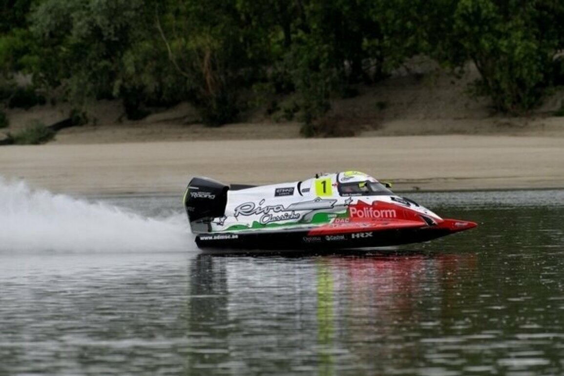 Abu Dhabi Team breaks world record in Italy's Pavia-Venice race