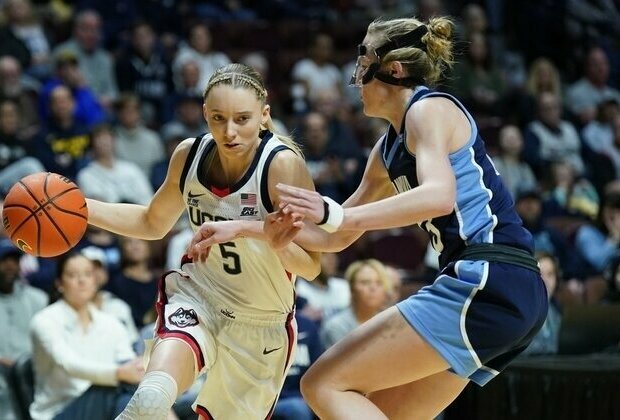 No. 3 UConn routs Villanova, advances to Big East final