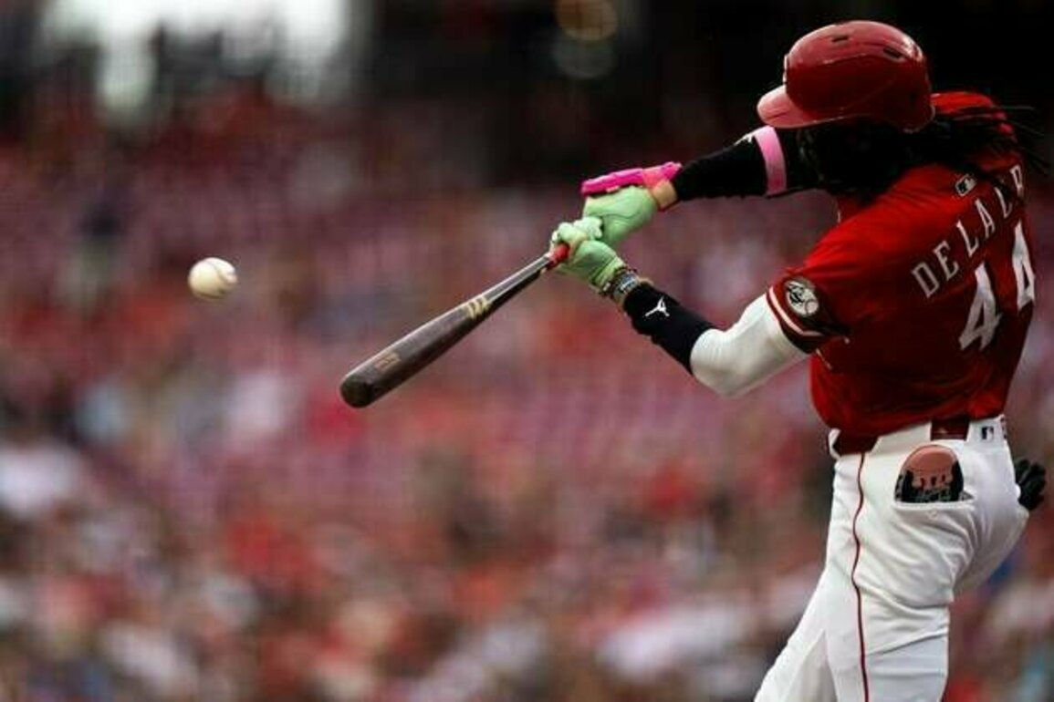 Andrew Abbott leads struggling Reds over Marlins