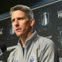 Oilers coach Kris Knoblauch signs 3-year extension