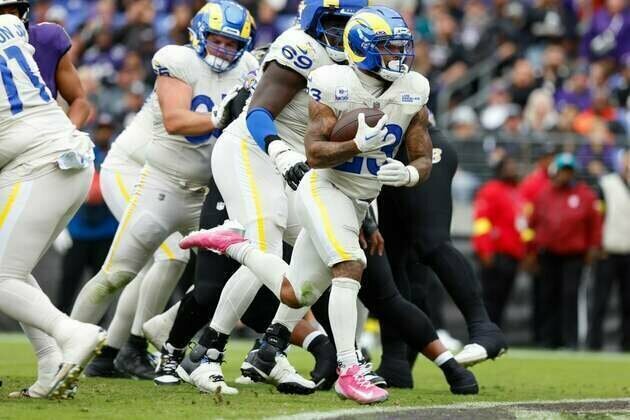 Rams defense preys on struggling Ravens