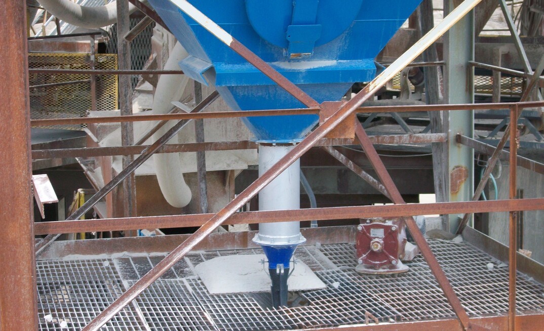 Limestone Quarry Saves Big by Replacing Rotary Airlocks with Aerodyne Vacu-Valve