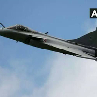 Indian Air Force Rafales, Su-30s carrying out major Exercise "Aakraman"