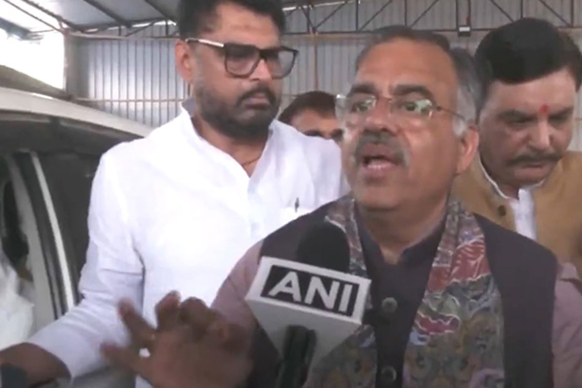 'She is just wearing mask of secularism': BJP National General Secretary Tarun Chugh slams Mamata Banerjee