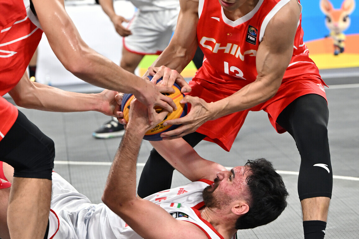 (SP)CHINA-HAINAN-SANYA-ASIAN BEACH GAMES-3X3 BASKETBALL-MEN'S GROUP A-CHN VS IRI(CN)