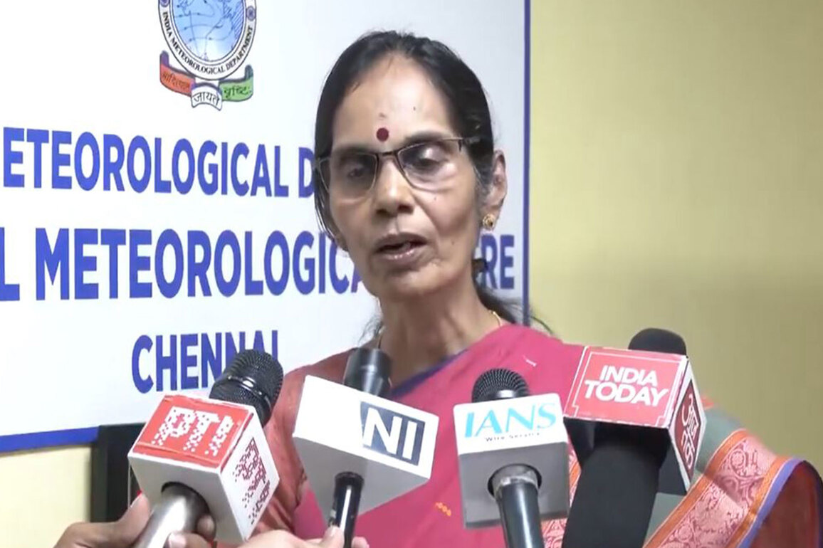 IMD issues extremely heavy rainfall warning for Tamil Nadu coast