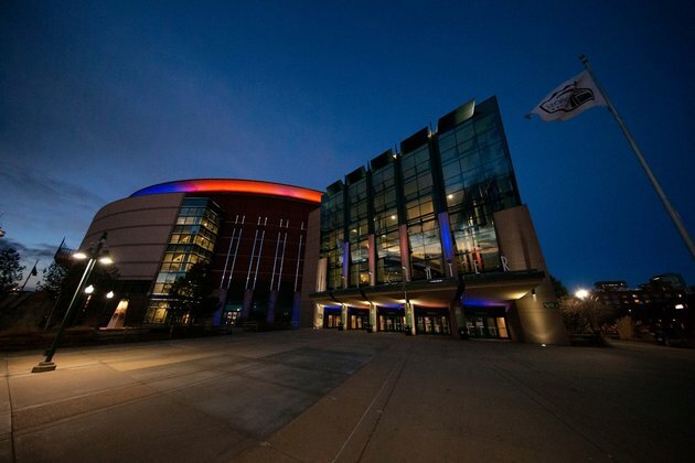 Avalanche player tests positive for coronavirus