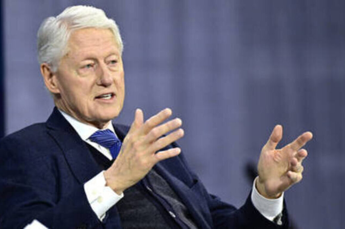 Congress warns Clintons over Epstein case