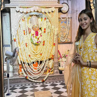 In pics: Ananya Panday visits Kale Hanuman Ji Mandir