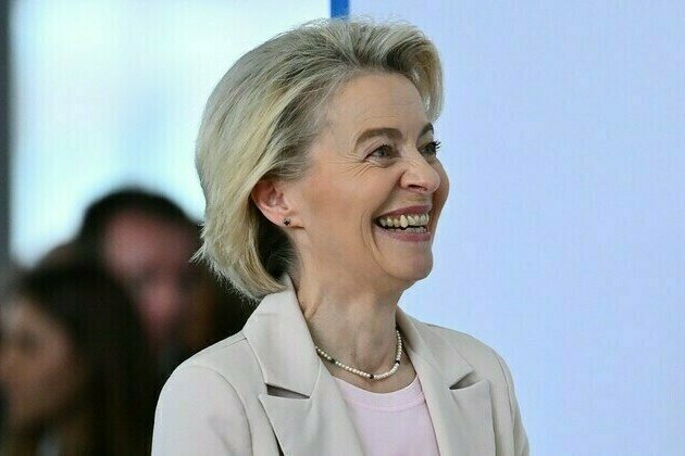 Von der Leyen survives EU no-confidence vote