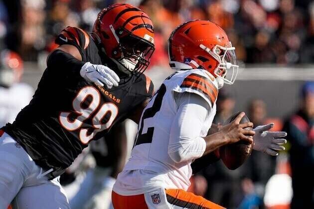 Fifth-year options roundup: Bengals decline Myles Murphy