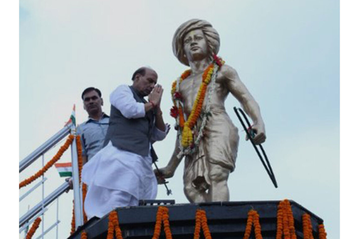 Rajnath Singh pays homage to Bhagwan Birsa Munda, recalls his contribution to tribal awakening