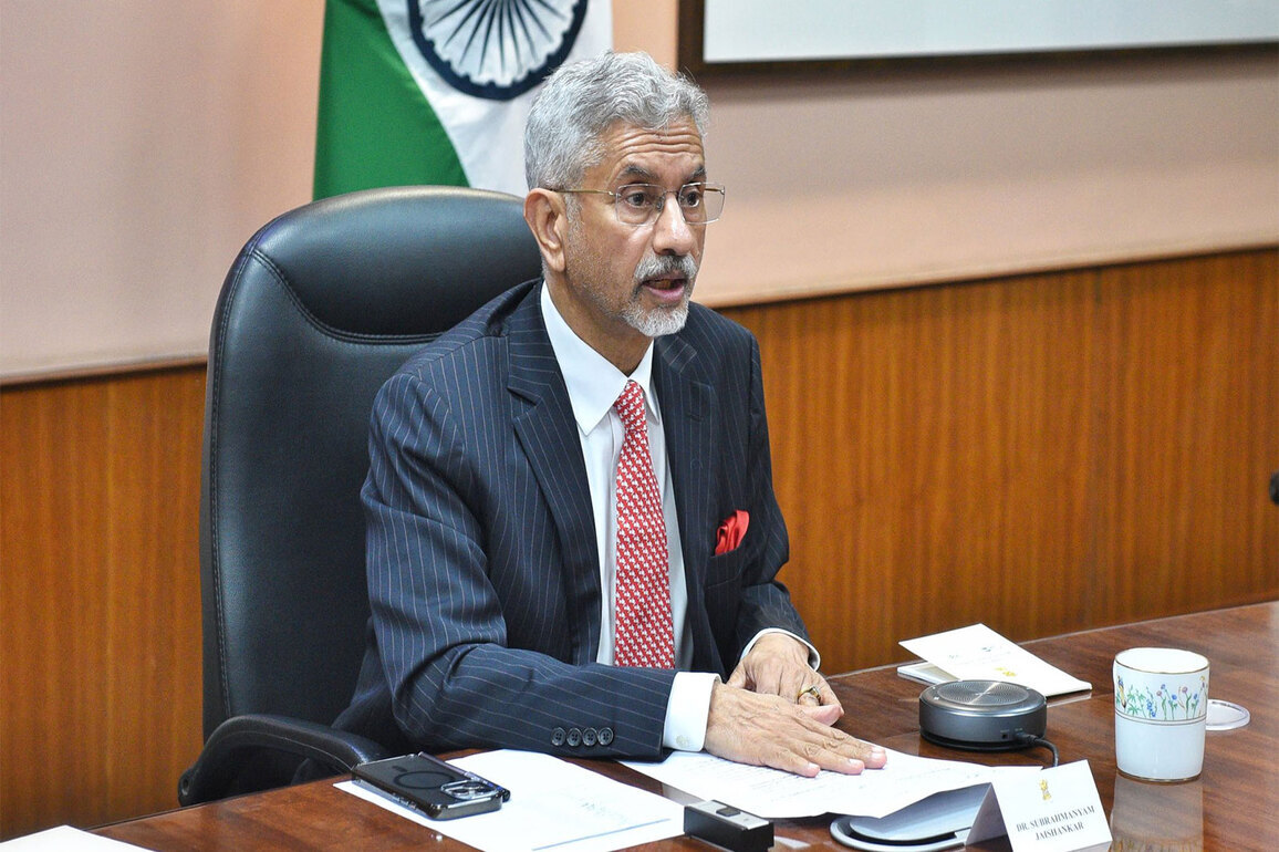 "India will work to develop supply chain resilience," says EAM at AZEC Plus meeting on disruptions in energy markets