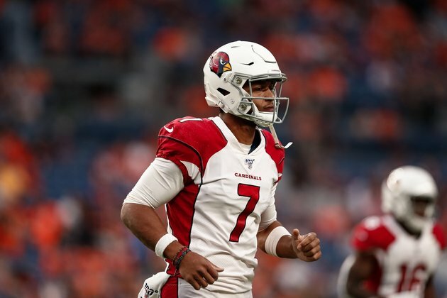 Colts: No timetable on Carson Wentz; sign QB Brett Hundley