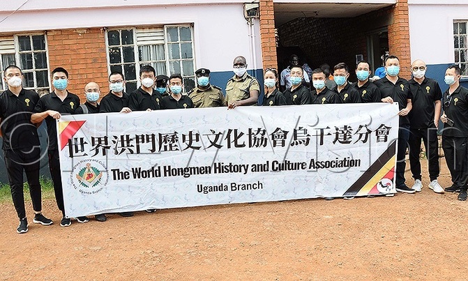 Chinese donate five tonnes of maize flour to police Chinese donate five tonnes of maize flour to police