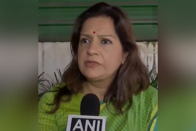 Govt not for public, works for own gains: Priyanka Chaturvedi slams Centre over commercial LPG hike