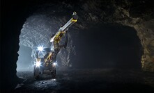 Boomer S10 S in underground mine