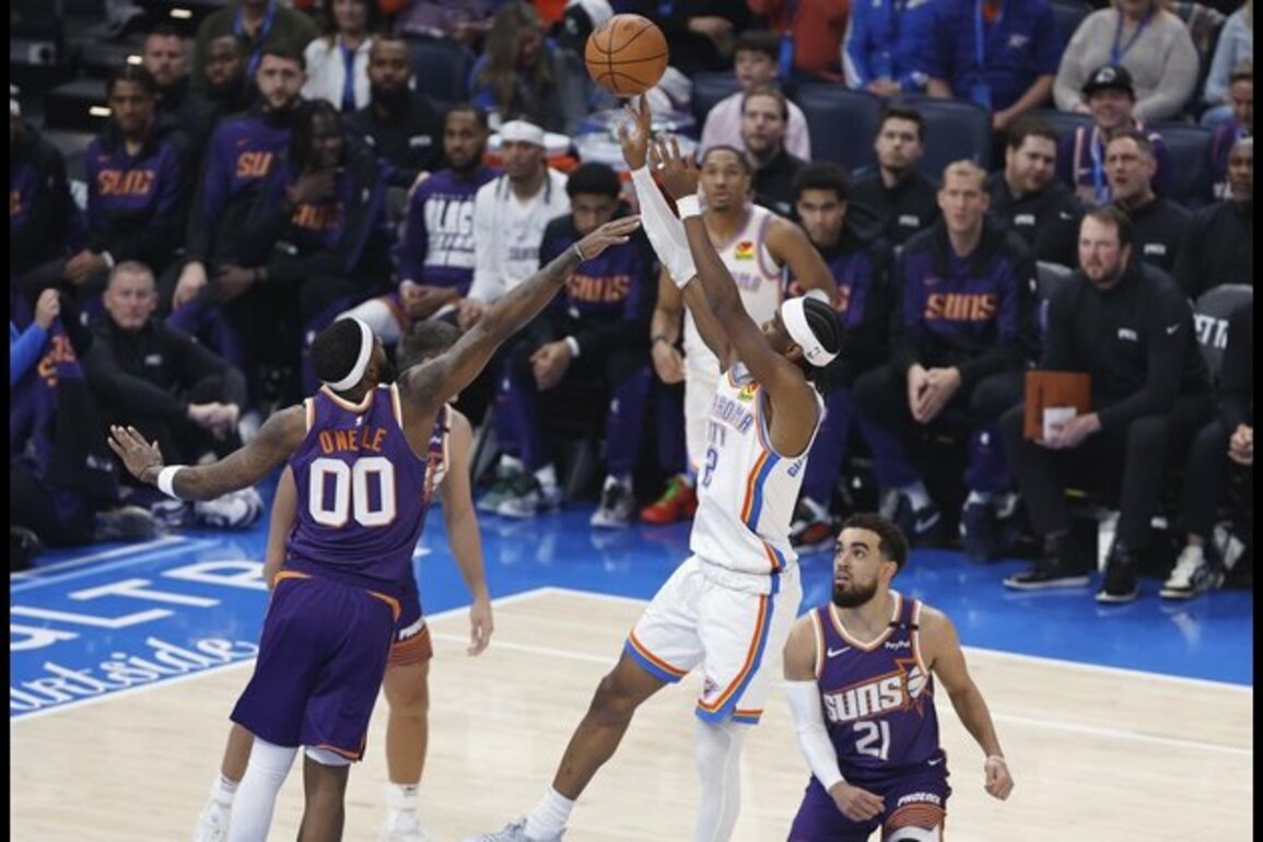 Shai Gilgeous-Alexander scores 50 again as Thunder slam Suns