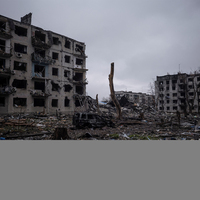 Russian attacks on Ukraine kill 9 in latest strike