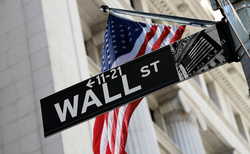 Investors pause on equity exodus while preparing for Trump's next moves 