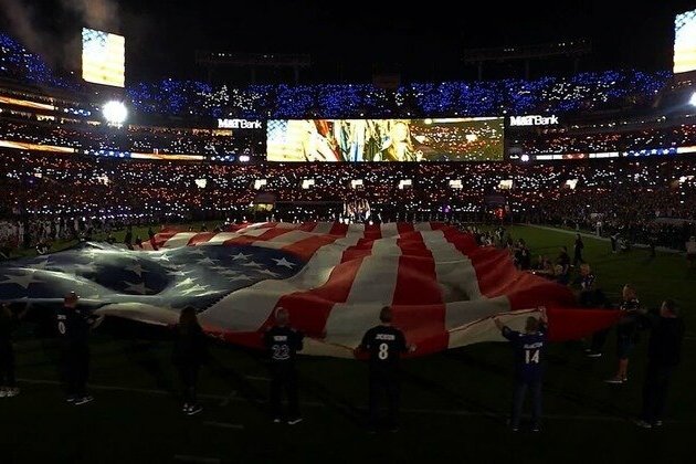 Ravens Make History With Fan-Powered Light Show in M&T Bank Stadium