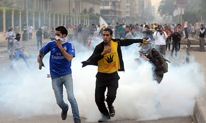 Child killed in clashes in Egypt's Suez city Child killed in clashes in Egypt's Suez city
