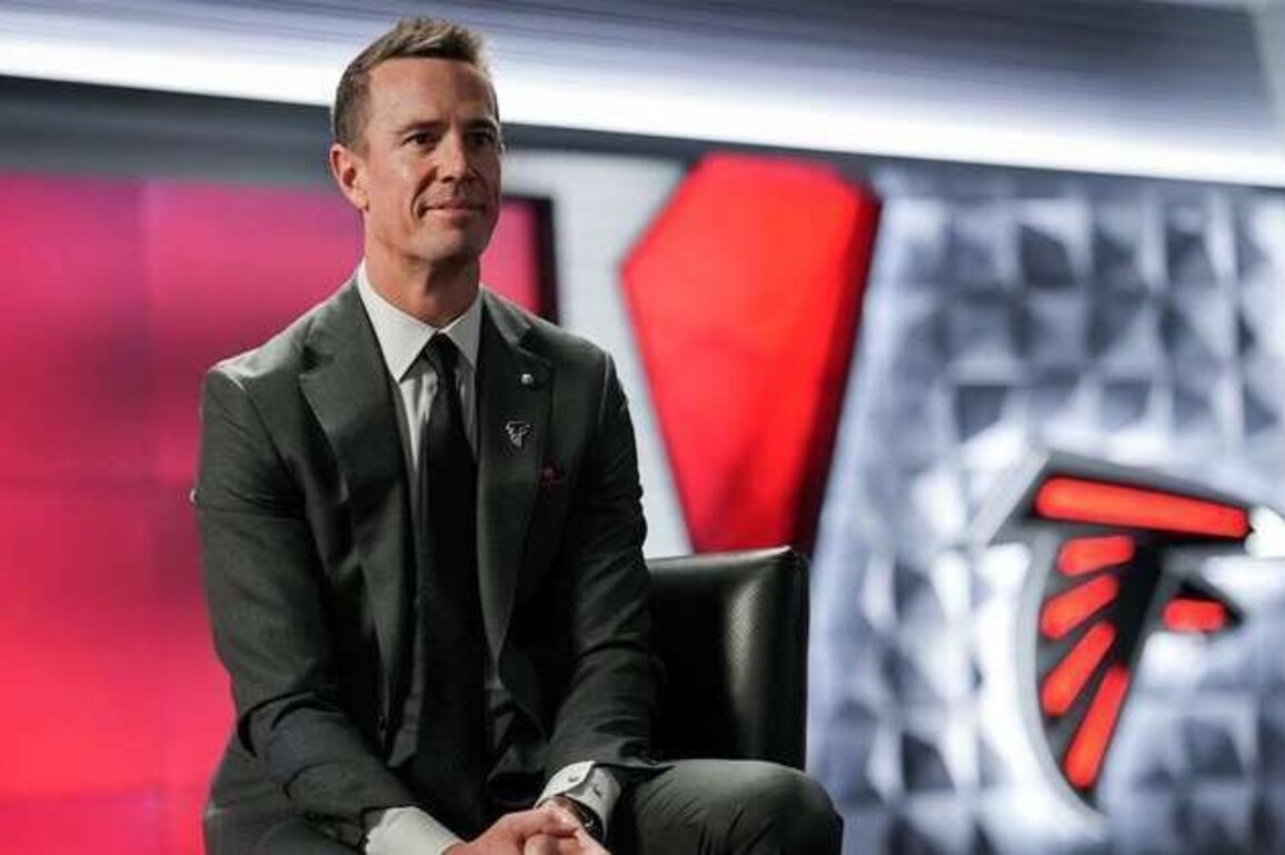 Column: Matt Ryan's competitive fire leads him back to Falcons