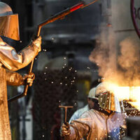 Eurozone manufacturing slumps - S&P