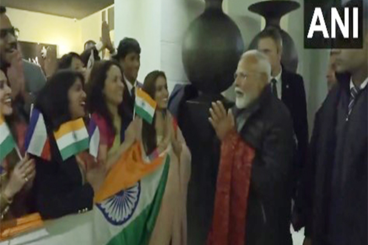 Indian diaspora in Marseille welcomes PM Modi with enthusiasm