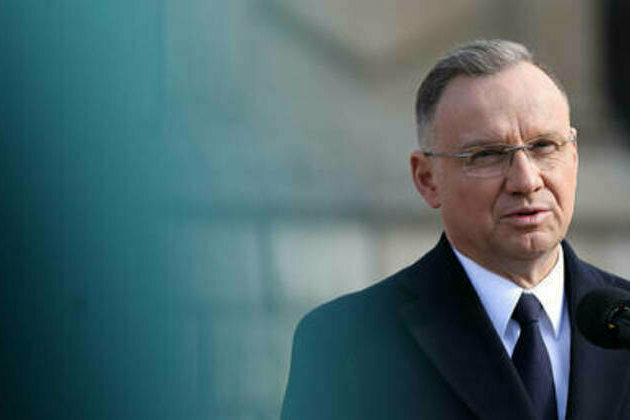 Ukraine must compromise - Polish president