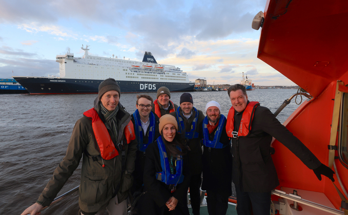 Tim Scarbrough and Matthew Moss from Ricardo; Alexander Coesel and Florian Vreeburg from KVSA; Declan Walsh from DFDS; Peter van de Meerakker from the Port of Ijmuiden; and Eleni Bougioukou from the Port of Tyne / Credit: Port of Tyne Tim Scarbrough and Matthew Moss from Ricardo; Alexander Coesel and Florian Vreeburg from KVSA; Declan Walsh from DFDS; Peter van de Meerakker from the Port of Ijmuiden; and Eleni Bougioukou from the Port of Tyne / Credit: Port of Tyne