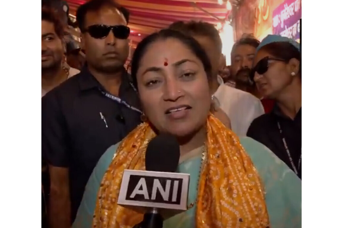 "There is widespread public outrage...": Delhi CM Rekha Gupta slams Kharge over "terrorist" remarks on PM Modi