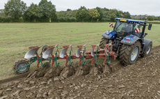 Arrow straight: How to correctly set up a reversible plough