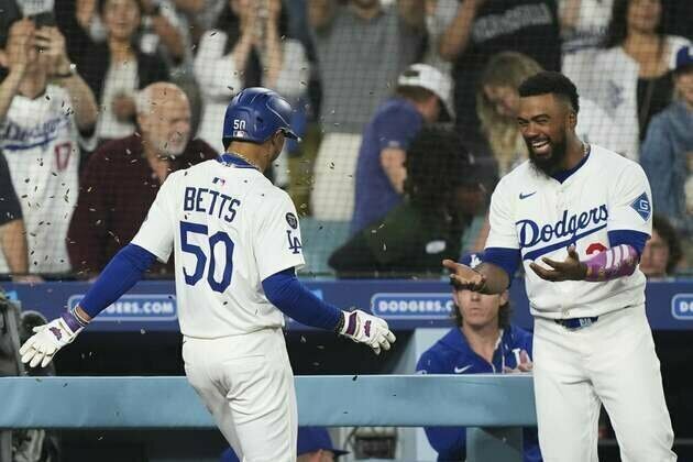 Teoscar Hernandez belts 2 homers as Dodgers top Rockies