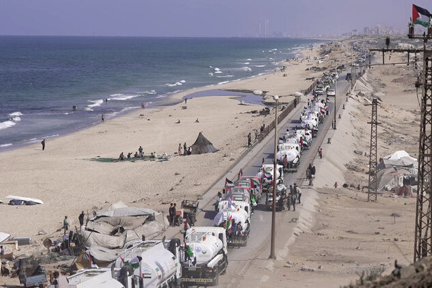 UAE dispatches largest convoy of water tankers to northern Gaza to aid displaced Palestinians