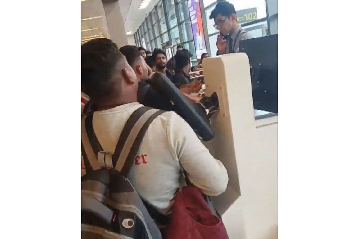 Operational issues cause chaos at Rajiv Gandhi International Airport