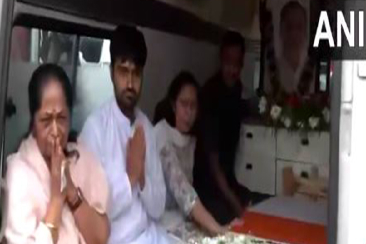 Former Gujarat CM Vijay Rupani's mortal remains arrive in Rajkot for final rites following Air India crash