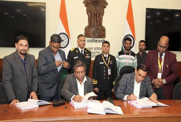 Defence Ministry signs contract with Cochin Shipyard Limited for Short Refit and Dry Docking of INS Vikramaditya