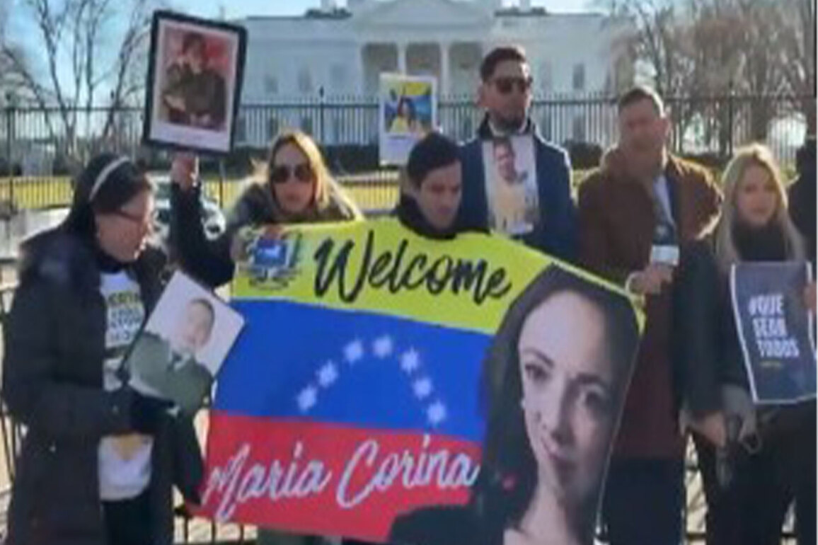 Supporters gather outside White House ahead of Corina Machado -Trump meeting