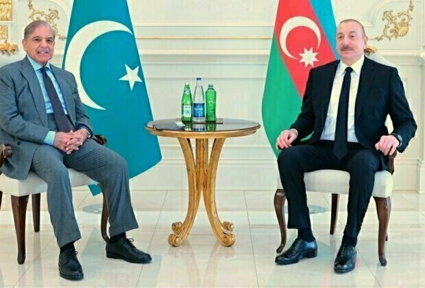 Pakistan, Azerbaijan sign agreements, MOUs on trade and energy